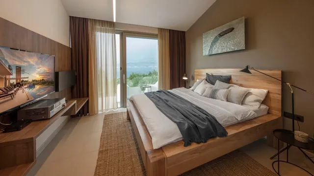 Schlafzimmer und Bäder